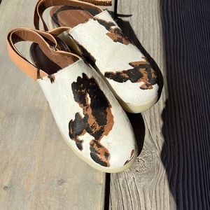 Shoes arerosoles size 10 1/2 faux cowhide sling back